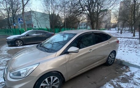 Hyundai Solaris II рестайлинг, 2014 год, 760 000 рублей, 3 фотография