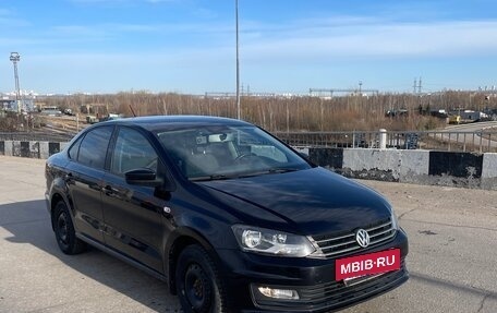 Volkswagen Polo VI (EU Market), 2015 год, 890 000 рублей, 3 фотография