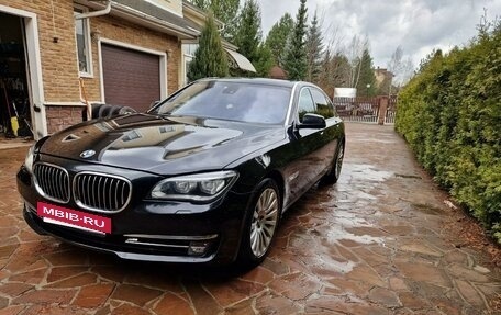 BMW 7 серия, 2011 год, 2 700 000 рублей, 2 фотография