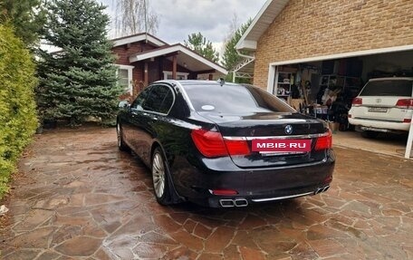 BMW 7 серия, 2011 год, 2 700 000 рублей, 9 фотография