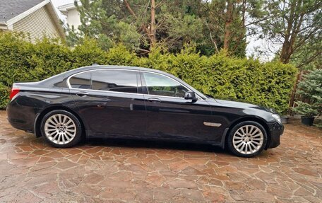 BMW 7 серия, 2011 год, 2 700 000 рублей, 14 фотография