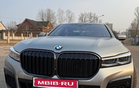 BMW 7 серия, 2019 год, 5 900 000 рублей, 4 фотография