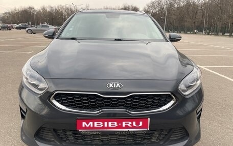 KIA cee'd III, 2019 год, 1 935 000 рублей, 1 фотография