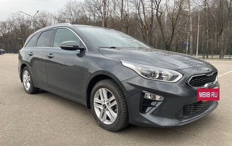 KIA cee'd III, 2019 год, 1 935 000 рублей, 2 фотография