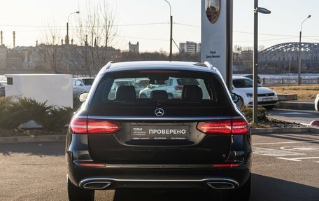 Mercedes-Benz E-Класс, 2018 год, 2 639 000 рублей, 7 фотография