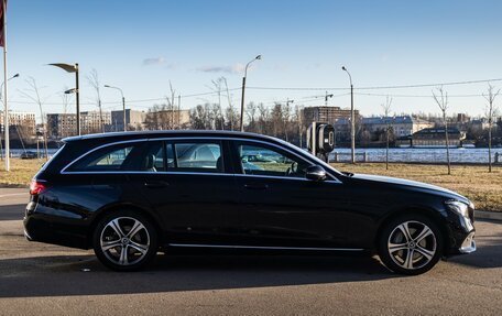 Mercedes-Benz E-Класс, 2018 год, 2 639 000 рублей, 5 фотография