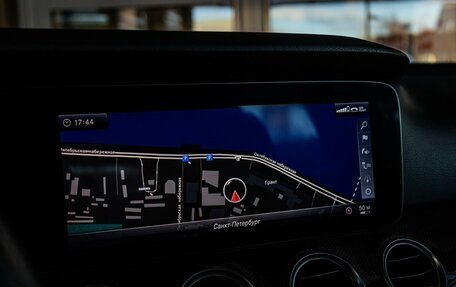 Mercedes-Benz E-Класс, 2018 год, 2 639 000 рублей, 21 фотография