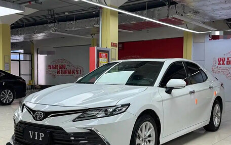 Toyota Camry, 2022 год, 2 180 000 рублей, 1 фотография