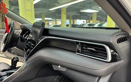 Toyota Camry, 2022 год, 2 180 000 рублей, 17 фотография