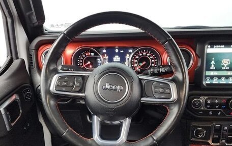 Jeep Wrangler, 2021 год, 3 930 000 рублей, 13 фотография