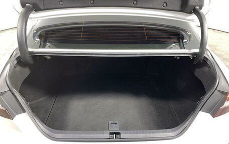 Toyota Camry, 2018 год, 2 660 000 рублей, 10 фотография