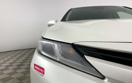 Toyota Camry, 2018 год, 2 660 000 рублей, 17 фотография
