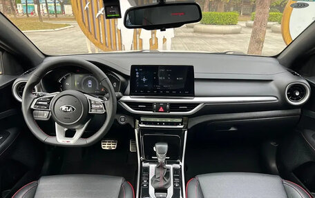 KIA K3, 2021 год, 1 200 000 рублей, 11 фотография