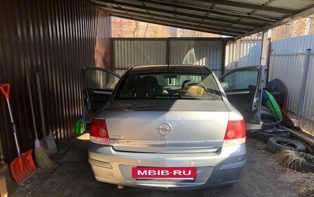 Opel Astra H, 2011 год, 729 990 рублей, 2 фотография