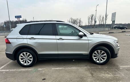 Volkswagen Tiguan II, 2017 год, 1 990 000 рублей, 4 фотография