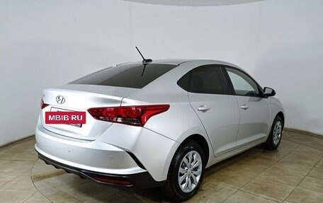 Hyundai Solaris II рестайлинг, 2021 год, 1 580 000 рублей, 5 фотография