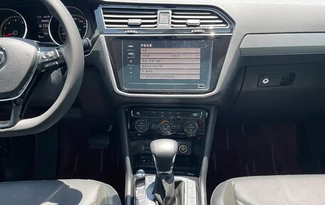 Volkswagen Tiguan II, 2020 год, 2 090 000 рублей, 8 фотография