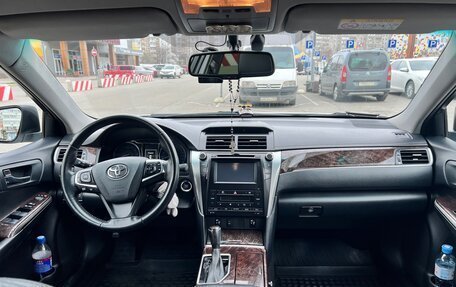 Toyota Camry, 2016 год, 2 550 000 рублей, 13 фотография