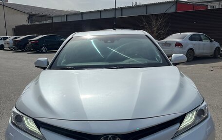 Toyota Camry, 2019 год, 2 900 000 рублей, 6 фотография