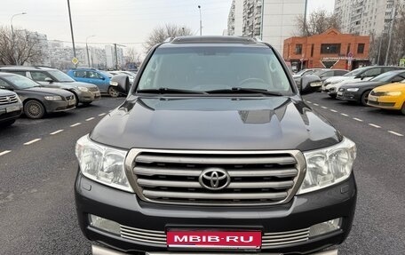 Toyota Land Cruiser 200, 2011 год, 2 650 000 рублей, 1 фотография