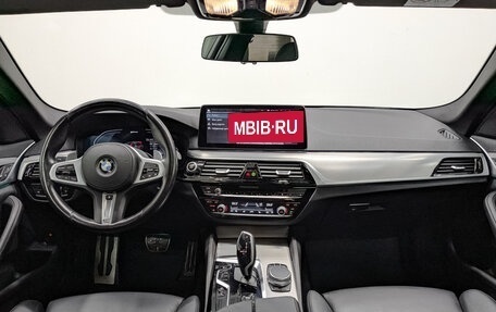 BMW 5 серия, 2020 год, 4 400 000 рублей, 14 фотография