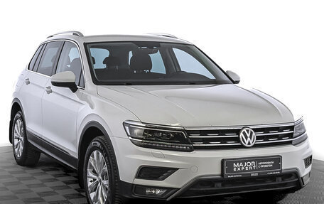 Volkswagen Tiguan II, 2017 год, 2 500 000 рублей, 3 фотография