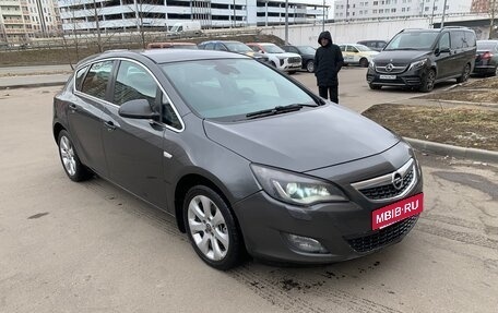 Opel Astra J, 2011 год, 680 000 рублей, 5 фотография