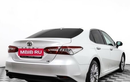Toyota Camry, 2020 год, 3 498 000 рублей, 5 фотография
