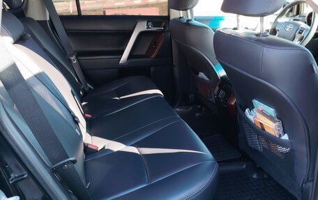 Toyota Land Cruiser Prado 150 рестайлинг 2, 2016 год, 3 950 000 рублей, 10 фотография