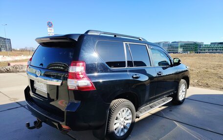 Toyota Land Cruiser Prado 150 рестайлинг 2, 2016 год, 3 950 000 рублей, 8 фотография