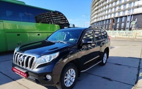 Toyota Land Cruiser Prado 150 рестайлинг 2, 2016 год, 3 950 000 рублей, 2 фотография