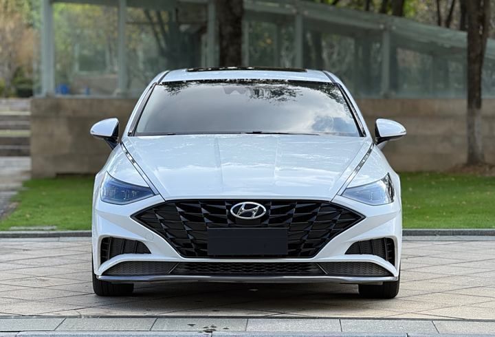 Hyundai Sonata, 2020 год, 2 035 000 рублей, 2 фотография