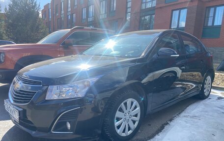 Chevrolet Cruze II, 2014 год, 975 000 рублей, 4 фотография