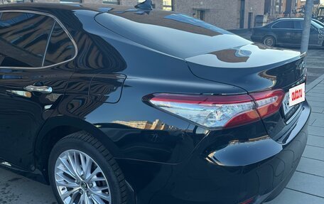 Toyota Camry, 2019 год, 2 930 000 рублей, 6 фотография