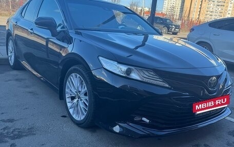 Toyota Camry, 2019 год, 2 930 000 рублей, 2 фотография