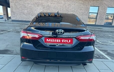 Toyota Camry, 2019 год, 2 930 000 рублей, 5 фотография