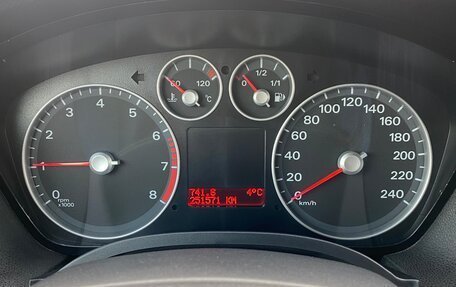 Ford Focus II рестайлинг, 2007 год, 490 000 рублей, 6 фотография