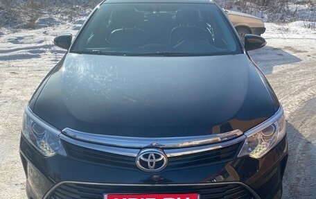 Toyota Camry, 2015 год, 2 600 000 рублей, 1 фотография