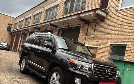 Toyota Land Cruiser 200, 2014 год, 4 100 000 рублей, 2 фотография