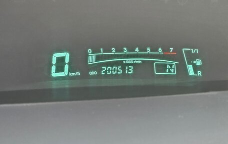 Toyota Yaris III рестайлинг, 2006 год, 400 000 рублей, 13 фотография