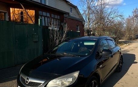 Opel Astra J, 2010 год, 665 000 рублей, 4 фотография