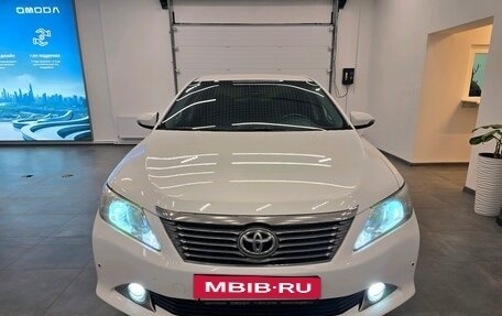 Toyota Camry, 2012 год, 1 650 000 рублей, 2 фотография