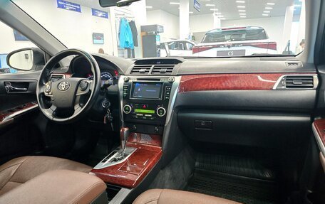 Toyota Camry, 2012 год, 1 650 000 рублей, 14 фотография