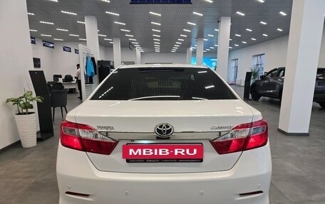 Toyota Camry, 2012 год, 1 650 000 рублей, 7 фотография