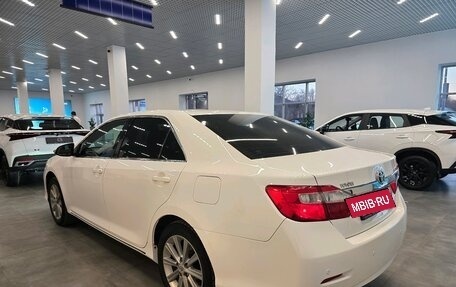 Toyota Camry, 2012 год, 1 650 000 рублей, 8 фотография