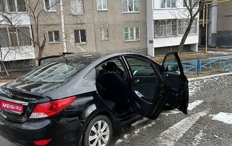 Hyundai Solaris II рестайлинг, 2013 год, 929 000 рублей, 1 фотография