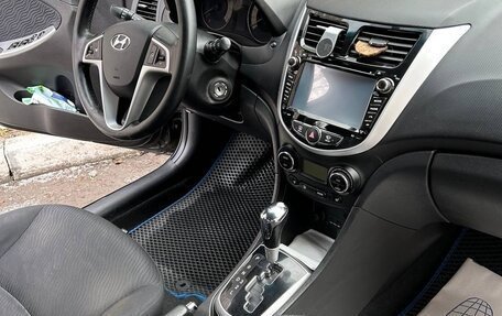 Hyundai Solaris II рестайлинг, 2013 год, 929 000 рублей, 14 фотография