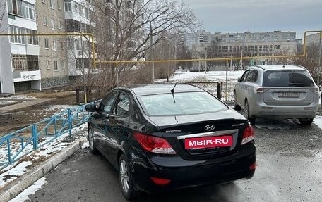 Hyundai Solaris II рестайлинг, 2013 год, 929 000 рублей, 4 фотография