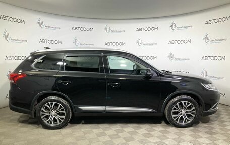 Mitsubishi Outlander III рестайлинг 3, 2018 год, 1 789 000 рублей, 4 фотография