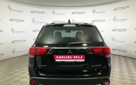 Mitsubishi Outlander III рестайлинг 3, 2018 год, 1 789 000 рублей, 6 фотография